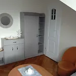 Szmaragd בית אירוח קולובז'ג